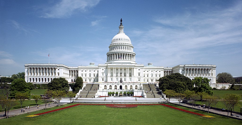 1024px-United_States_Capitol_-_west_front 1024px-United_States_Capitol_-_west_front
